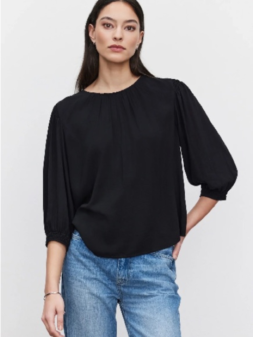Velvet By Graham & Spencer Black Laurann Crop Sleeve Smocked Shoulder Top Size S